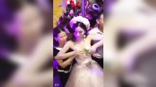 공연장에서 여배우 팁주고 젖탱이 만지기 china