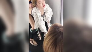 쇼핑몰 피팅룸에서 돌발섹스
