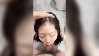 오줌까지 받아먹는 순종녀 릴스야동 korean porn vip