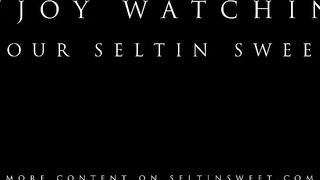 Secretary Seltin Sweet Strips & Masturbates OnlyFans